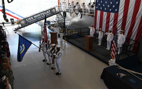 Dvids News Swesc Great Lakes Holds Change Of Command Ceremony