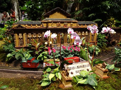 J-TWO-O: 2016 NYBG Holiday Train Show