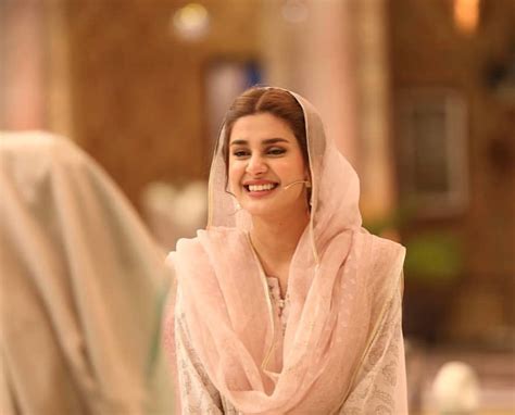 Kubra Khan Wallpapers Wallpaper Cave