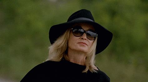 Jessica-lange-coven-ahs GIFs - Get the best GIF on GIPHY