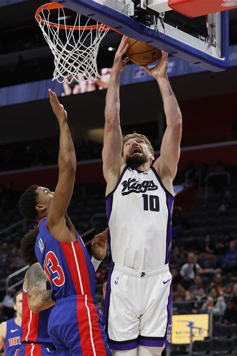 Domantas Sabonis Triple Double Carries Kings Past Pistons Reuters