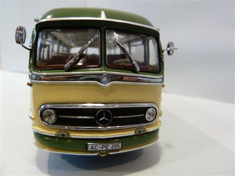 Mercedes Benz O321H Jagermeister 1 43 439031082 MINICHAMPS Schaalmodel