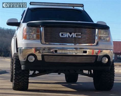 2008 Gmc Sierra 2500 Hd With 20x9 1 Fuel Throttle And 30555r20 Mickey Thompson Baja Boss Mt And