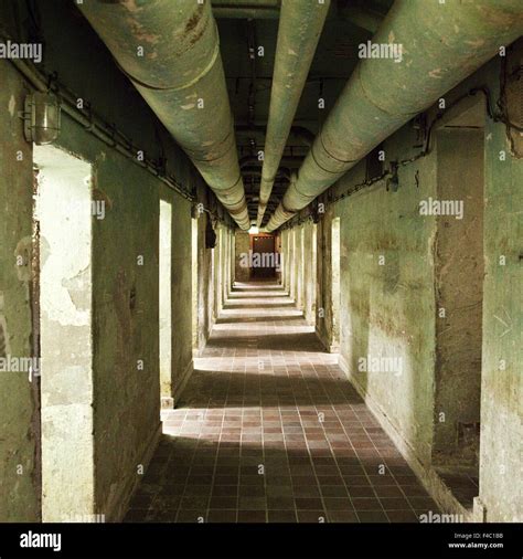 Bunker museum hi-res stock photography and images - Alamy