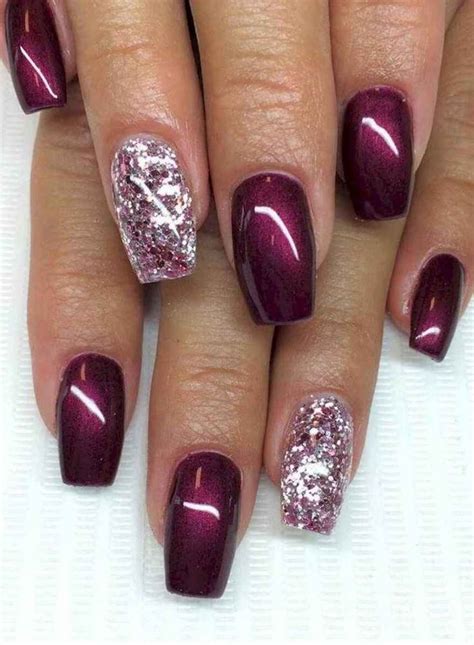 01 Easy Winter Nail Art Ideas In 2020 Winter Nails Red Nail Designs Dark Nails