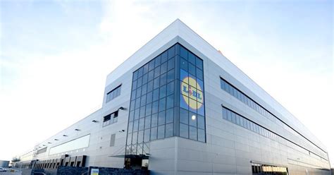 Lidl Opens Its Largest Uk Distribution Centre Article Fruitnet