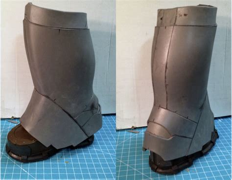 Eva Foam Pauldron Tutorial Using Eva Foam For Cosplay For The First Time Cosplay Advice To