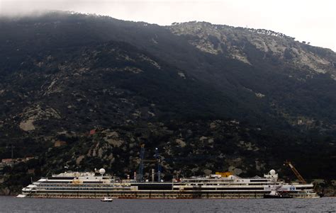 Costa Concordia Cruise Ship Disaster 2nd Anniversary Marked By Survivor Memorial [photos] Ibtimes