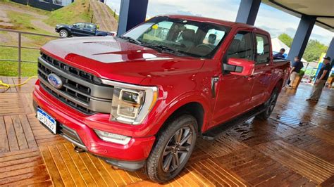 Flagra Ford F 150 Lariat Fx4 Aparece Em Feira No Brasil Antes De