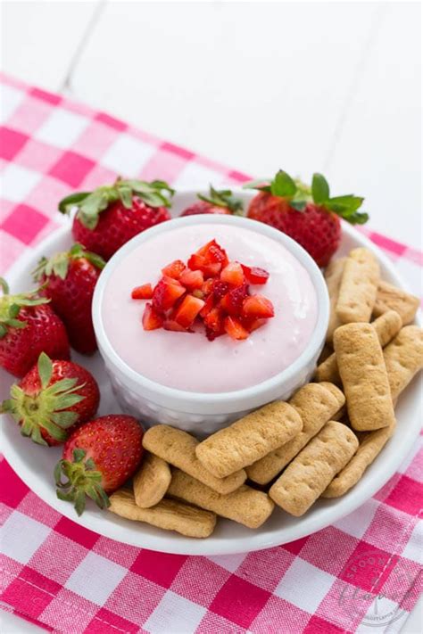 Strawberry Cheesecake Dip Spoonful Of Flavor