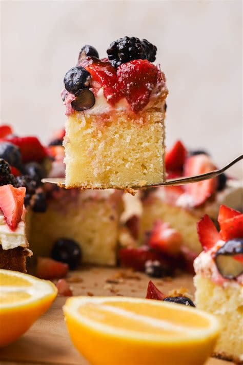 Lemon Berry Mascarpone Cake The Epicurean Mouse