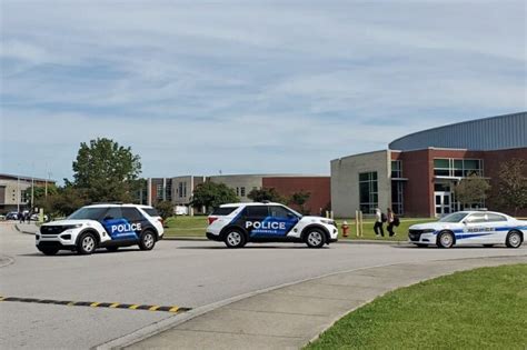 1 student dead, another injured in North Carolina high school stabbing