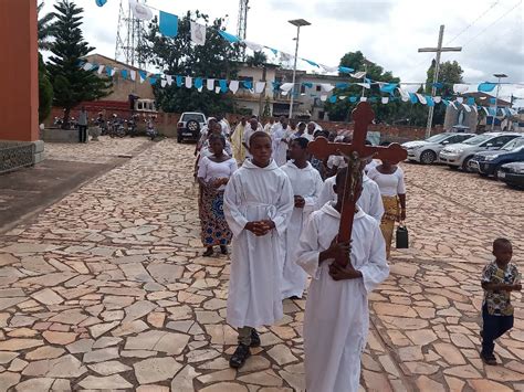 CLOTURE DU MOIS DU ROSAIRE Diocèse de Kpalimé