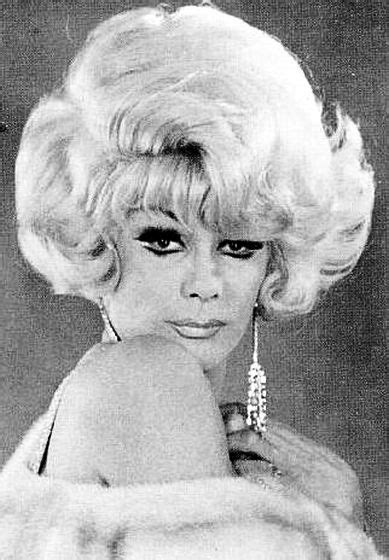 Pudgy Roberts was in a female impersonator | Vintage hairstyles, Retro ...