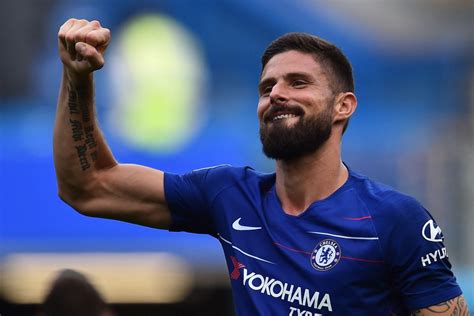 Why Chelsea striker Olivier Giroud doesn't need to score goals as he is ...