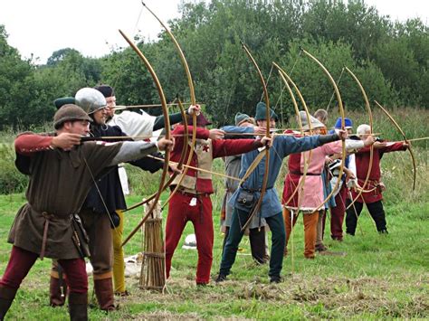 79 Best Medieval Archery Images On Pinterest Arch Archery Equipment