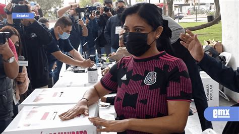 La Alcaldesa De Tijuana Montserrat Caballero Emiti Su Voto En La