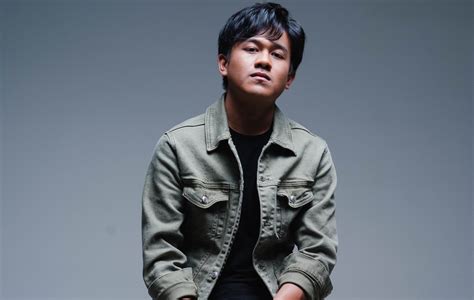 jalan terang azzam sham kosmo digital