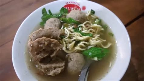 9 Rekomendasi Tempat Makan Bakso Di Bekasi Yuk Cek Lokasi Dan Jam