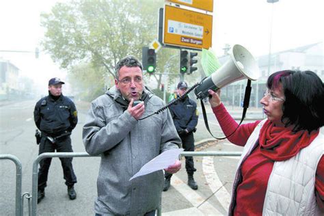 NPD Parteitag in Weinheim Bürgermeister ist wütend über