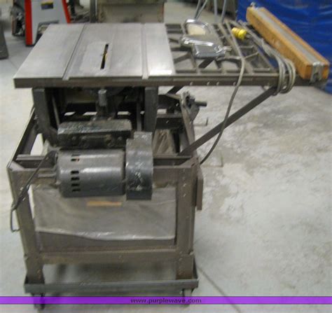 Craftsman 100 10 Table Saw In Manhattan Ks Item 2032 Sold Purple Wave