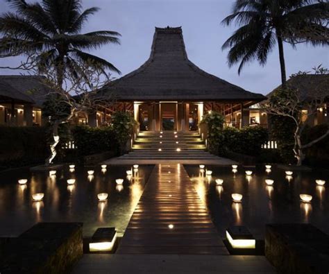 MAYA UBUD - Romantic Reort Ubud - Bali Brothers