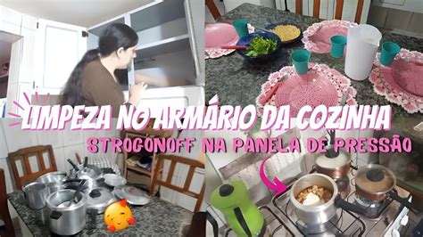 LIMPEZA E TOUR NO ARMÁRIO DA COZINHA STROGONOFF NA PANELA DE PRESSÃO