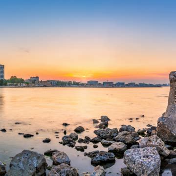 Cum Puteti Ajunge La Cascada Cu Apa Termala Toplita Beach Outdoor Water