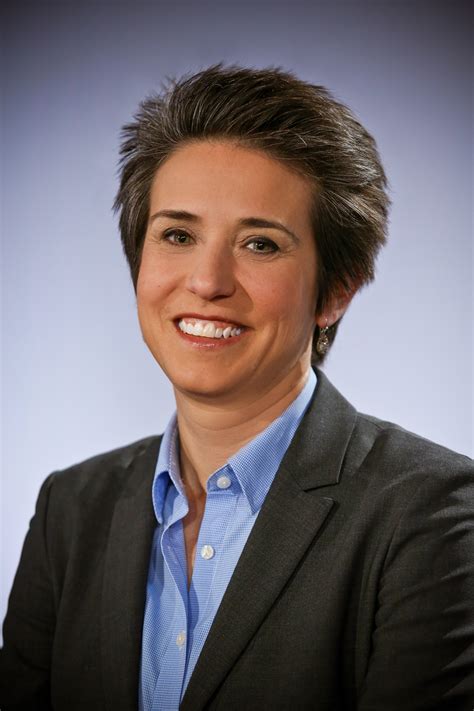 Political analysts predict what amy k love will do next 15