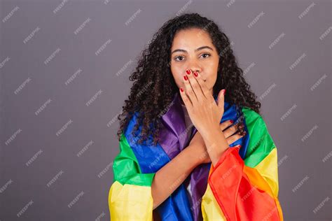 Premium Photo Young Black Brazilian Woman Covering Her Mouth