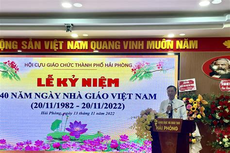 Hội cựu giáo chức Thành phố kỷ niệm 40 năm Ngày Nhà giáo Việt Nam