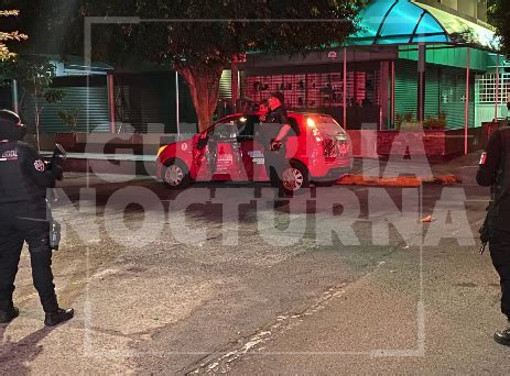 Auto Choca Contra Patrulla De Polic A Estatal En La Colonia Americana