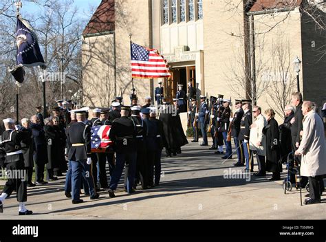 President ford funeral hi-res stock photography and images - Alamy