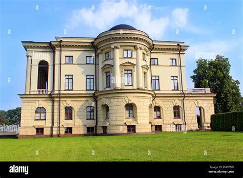 Razumovsky Palace Hi Res Stock Photography And Images Alamy