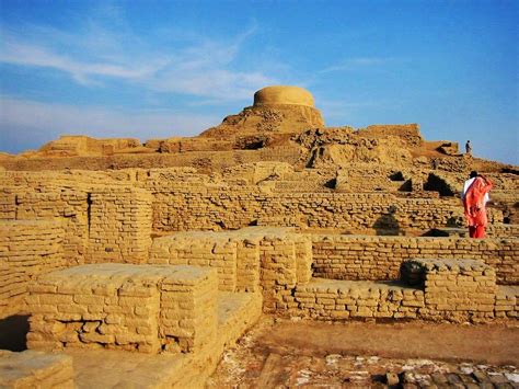 Saving lost ancient city of Mohenjo Daro • The Mysterious India