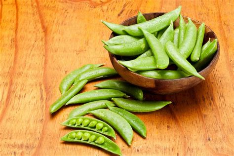 Can You Eat Sugar Snap Peas Raw And Health Benefits The Rusty Spoon