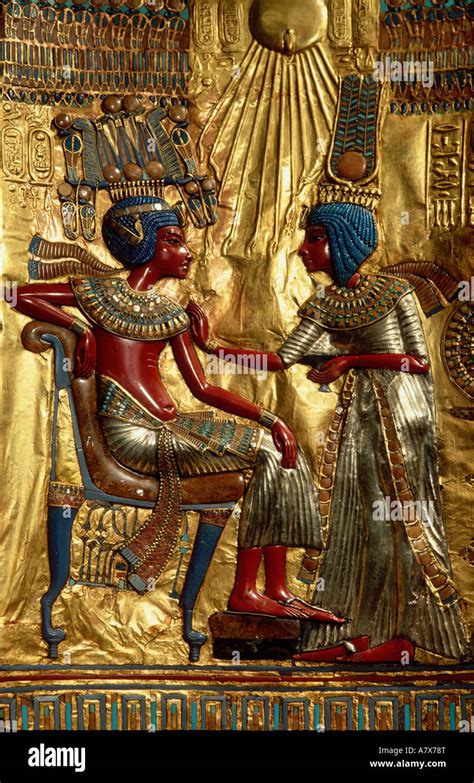 Tutankhamun throne hi-res stock photography and images - Alamy