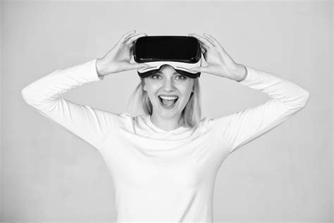 Premium Photo Beautiful Woman Wearing Virtual Reality Goggles In