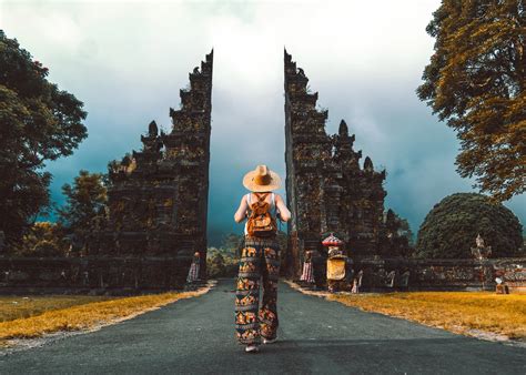 Best Swings In Bali With Jungle And Ocean Views Honeycombers Bali