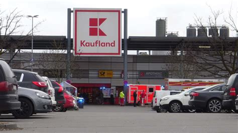 Kaufland In Dortmund Messer Angriff Parkplatz Streit Eskaliert