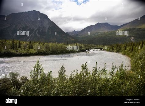 Alaska george parks highway hi-res stock photography and images - Alamy