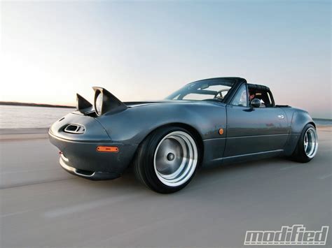 1990 Mazda MX5 Miata - Persistence Pays Off - Modified Magazine | Miata mx5, Mazda mx5, Mazda cars