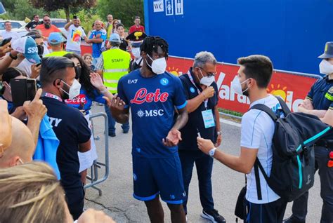 Video Foto Show Nm Napoli A Dimaro Selfie Ed Autografi Per Andr