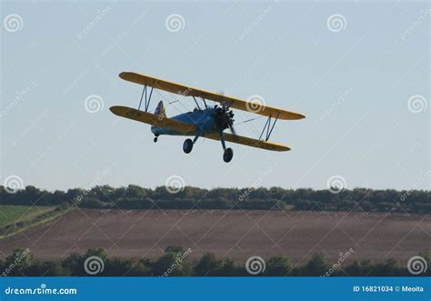 Boeing Stearman Biplane Flies Low Editorial Stock Image Image Of