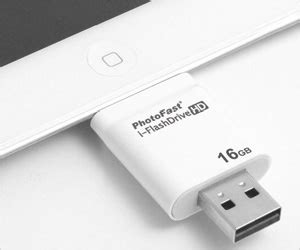 how to connect thumb drive to ipad