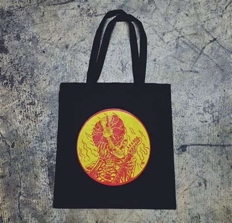 Fresno California Shipping and Printing Services Guide 16