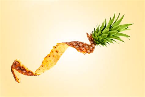 Why Health Freaks Never Throw Away Pineapple Peels And Why You Shouldnt Either