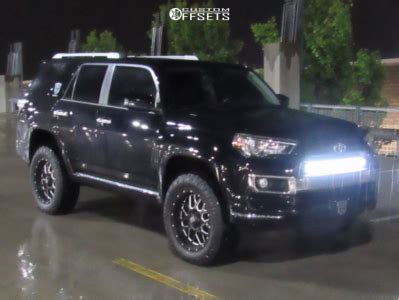 2016 Toyota 4Runner With 22x12 44 TIS 544BM And 33 12 5R22 Mud