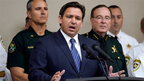 Desantis Suspends Tampa State Attorney For Not Prosecuting Laws Miami