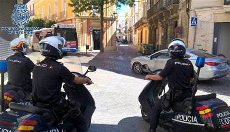 Un Tironero Hiere De Gravedad A Una Mujer Al Robarle El Bolso En La